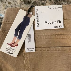 d. jeans high waist skinny crop in Tan/Khaki